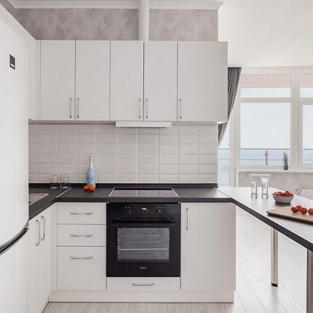 Sea & Sky Apartments Odessa Rom bilde