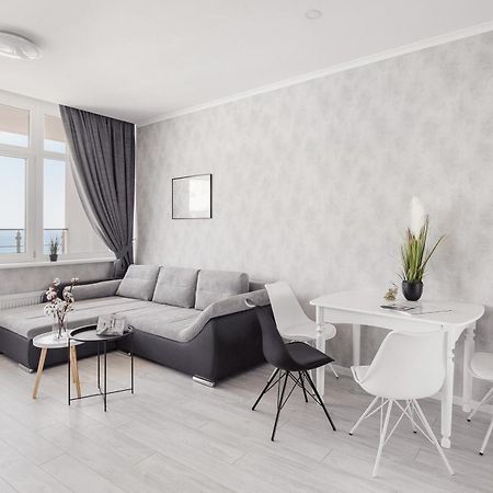 Sea & Sky Apartments Odessa Rom bilde