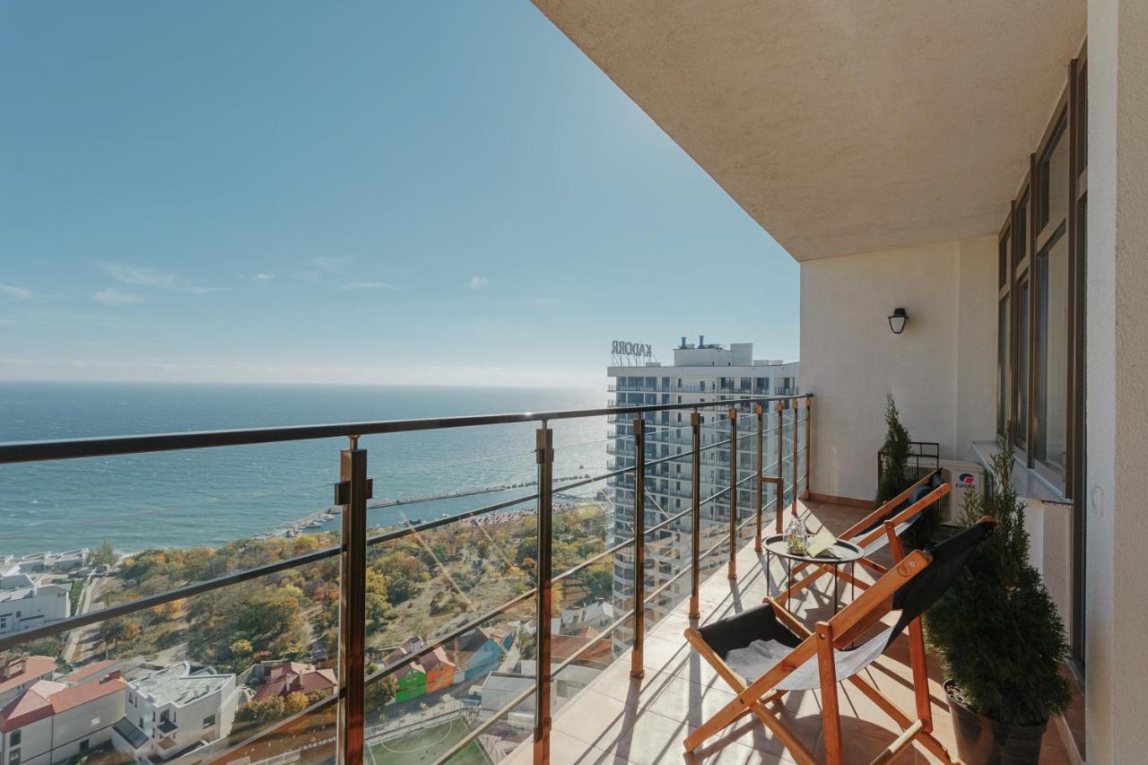 Sea & Sky Apartments Odessa Eksteriør bilde