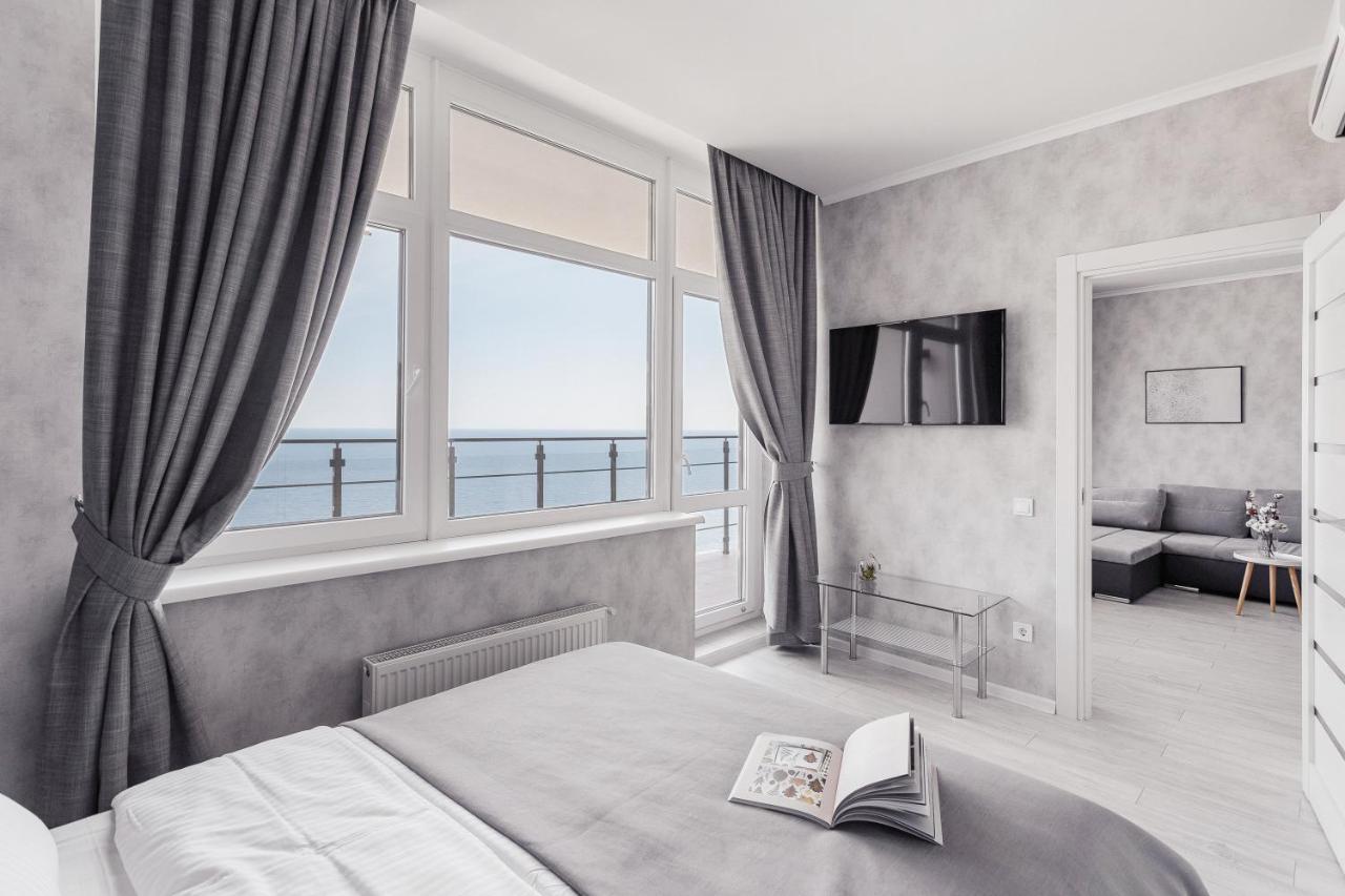 Sea & Sky Apartments Odessa Eksteriør bilde