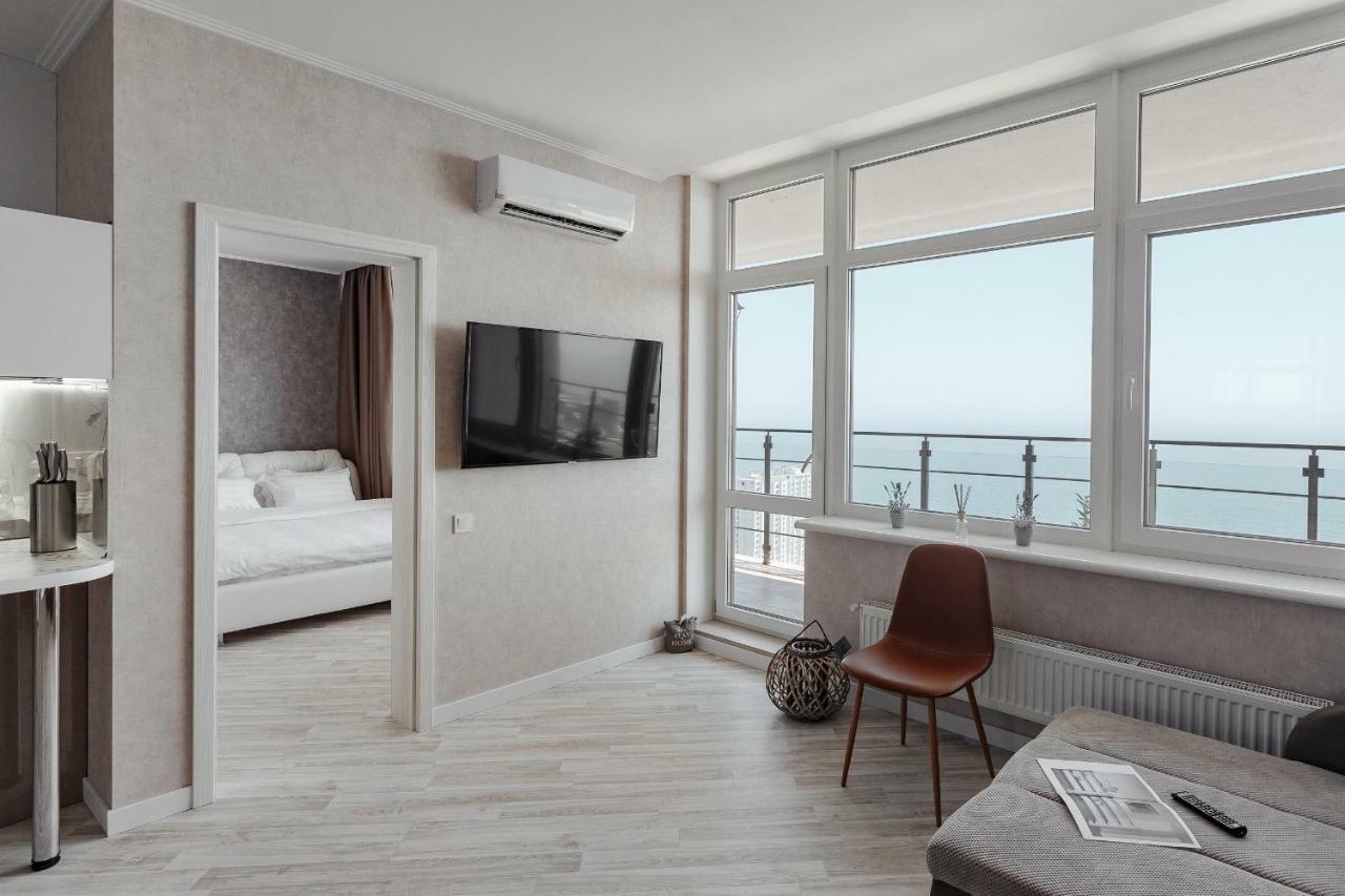 Sea & Sky Apartments Odessa Eksteriør bilde