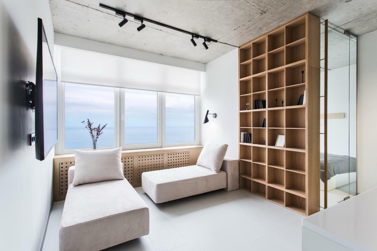 Sea & Sky Apartments Odessa Rom bilde